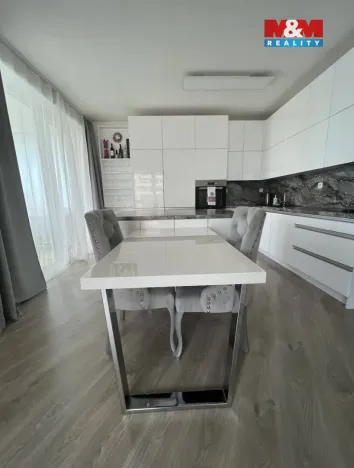 Pronájem bytu 3+kk, Olomouc - Povel, Janského, 87 m2