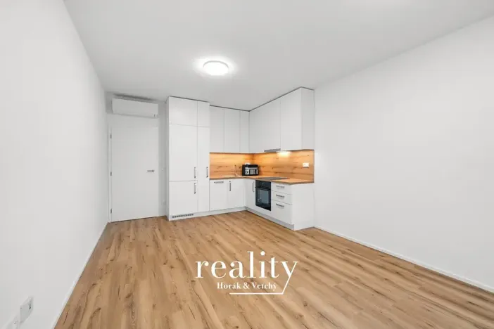 Pronájem bytu 2+kk, Znojmo, Jarošova, 46 m2