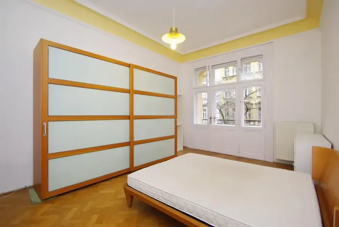 Pronájem bytu 2+kk, Praha - Vinohrady, Korunní, 60 m2
