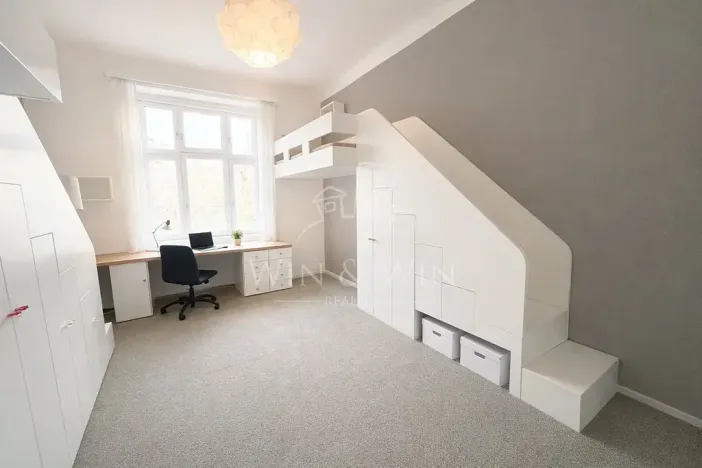 Pronájem bytu 3+1, Praha - Vinohrady, Mánesova, 120 m2