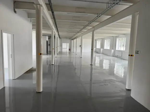 Pronájem skladu, Ostrov, 130 m2