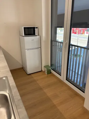 Pronájem bytu 1+kk, Praha - Hloubětín, Poděbradská, 42 m2
