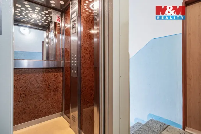 Prodej bytu 3+1, Klášterec nad Ohří, Lípová, 68 m2