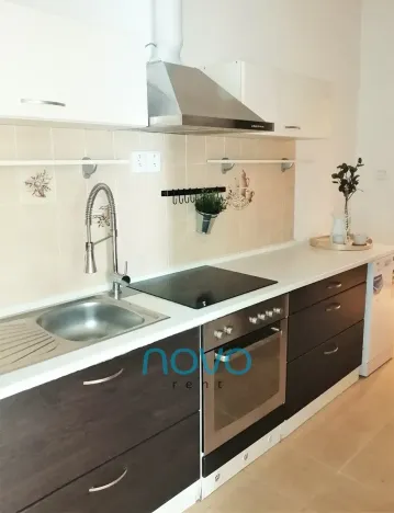 Pronájem bytu 3+kk, Praha - Nusle, Čestmírova, 66 m2