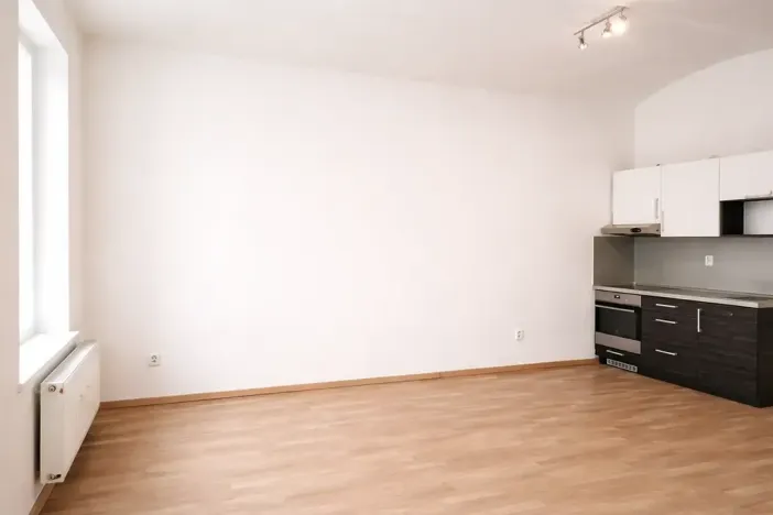 Pronájem bytu 1+kk, Chrudim, Pobřežní, 23 m2