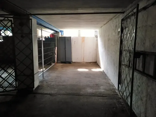 Pronájem garážového stání, Kladno, Pařížská, 15 m2