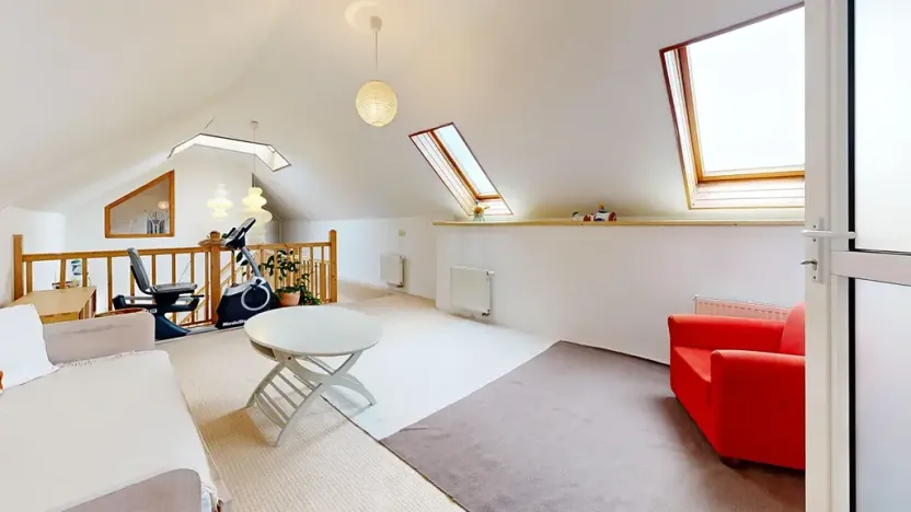 Pronájem rodinného domu, Praha - Hostivař, Mezi potoky, 200 m2