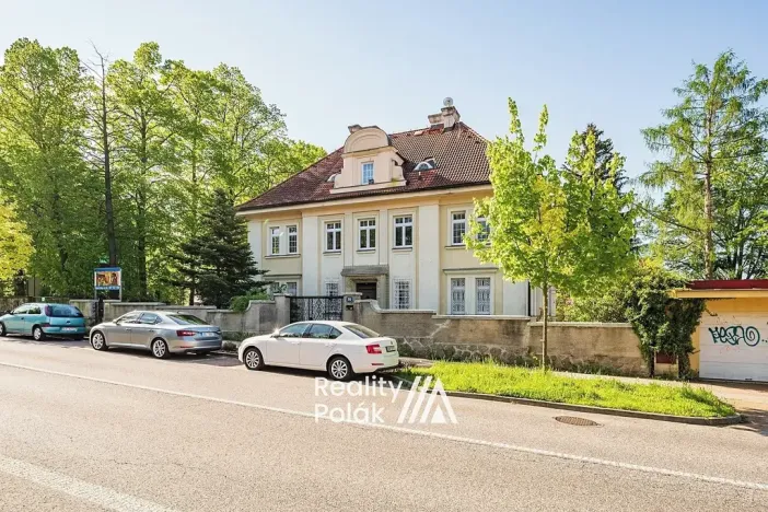 Pronájem bytu 1+1, Liberec, Husova, 45 m2