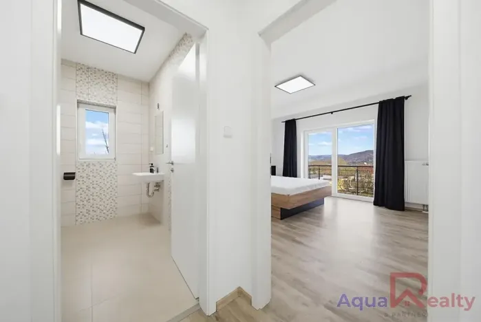 Pronájem bytu 3+kk, Karlovy Vary, Dubová, 83 m2