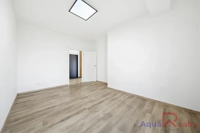 Pronájem bytu 3+kk, Karlovy Vary, Dubová, 83 m2