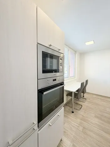 Prodej bytu 4+1, Ostrava, Zimmlerova, 81 m2