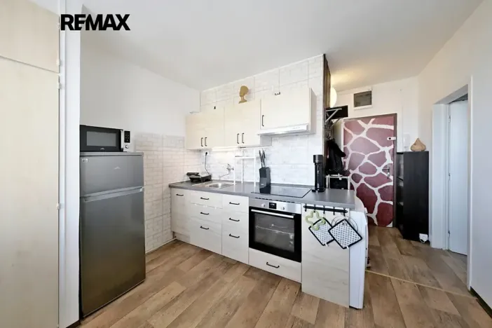 Prodej bytu 1+1, Praha - Letňany, Tupolevova, 32 m2