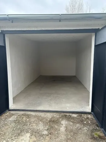 Pronájem garáže, Hodonín, 20 m2