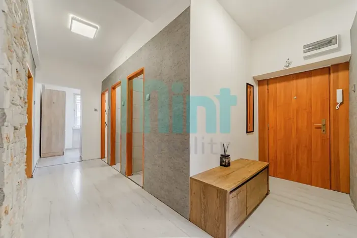 Prodej bytu 3+1, Ostrava, Sokolská třída, 75 m2