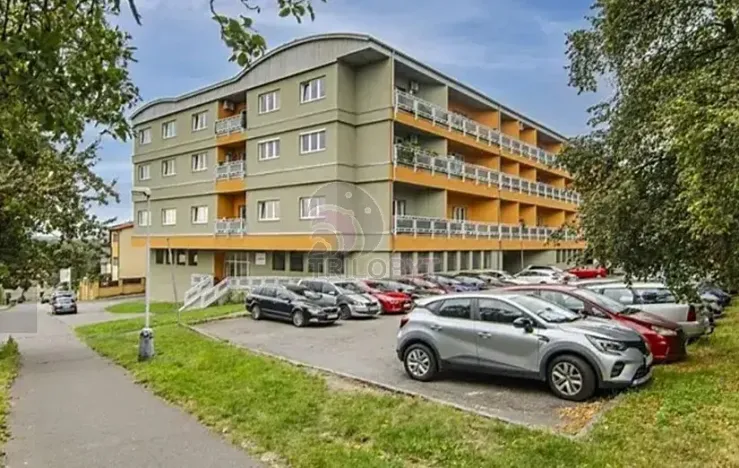 Pronájem bytu 2+kk, Praha - Hloubětín, Slévačská, 46 m2