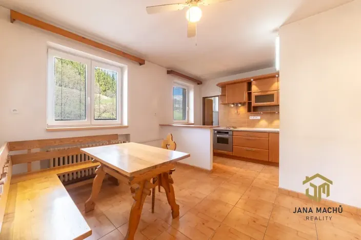 Prodej rodinného domu, Vlčková, 120 m2