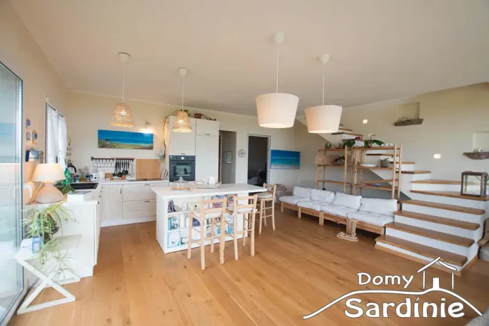 Prodej domu, Trinitá D'Agultu, Sardinie, Itálie, 200 m2