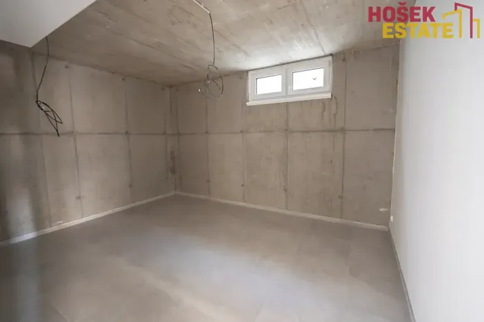 Prodej rodinného domu, Holubice, 197 m2