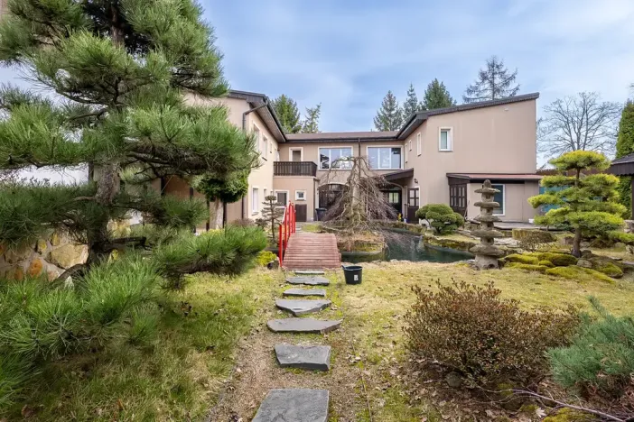 Prodej rodinného domu, Šestajovice, 325 m2