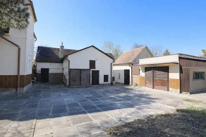 Prodej rodinného domu, Praha - Újezd nad Lesy, Novosibřinská, 176 m2