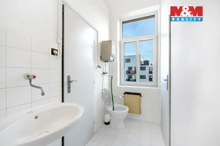 Pronájem kanceláře, Plzeň - Severní Předměstí, Karlovarská, 51 m2