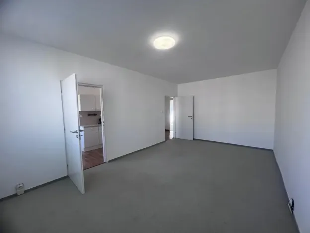 Pronájem bytu 2+1, České Budějovice - České Budějovice 3, Pražská tř., 63 m2