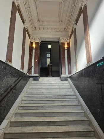 Pronájem kanceláře, Praha - Nové Město, Bolzanova, 80 m2