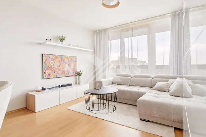 Prodej bytu 2+kk, Praha - Háje, Steinerova, 60 m2