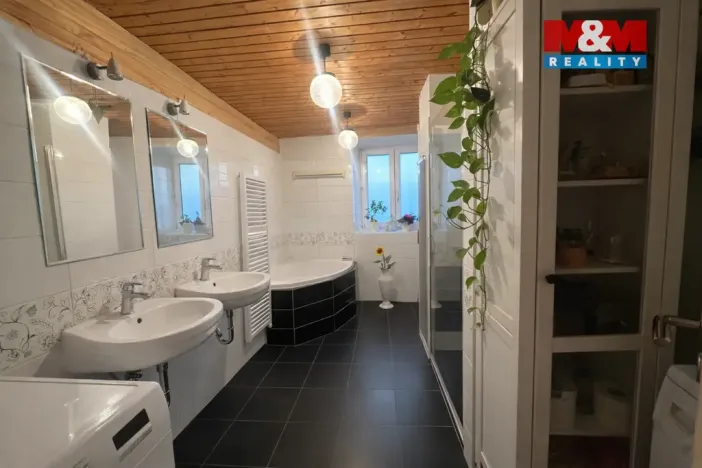 Prodej rodinného domu, Dolany, 134 m2