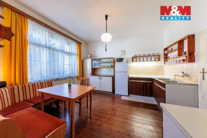 Prodej rodinného domu, Karlovy Vary - Drahovice, V. Huga, 214 m2