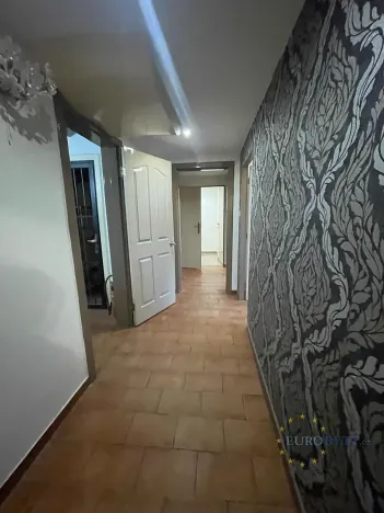 Prodej obchodního prostoru, Praha - Nusle, Na Jezerce, 74 m2