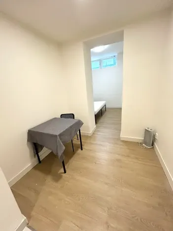 Pronájem bytu 1+1, Praha - Radotín, Vrážská, 37 m2