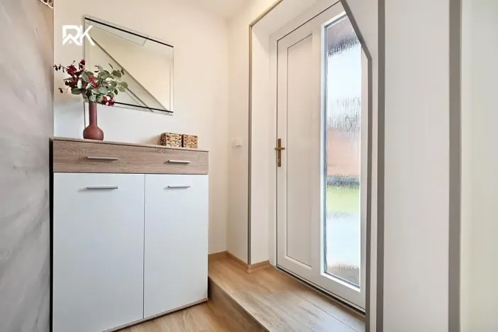 Pronájem bytu 2+kk, Kostelní Lhota, 57 m2