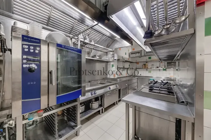 Prodej restaurace, Praha - Nové Město, Legerova, 425 m2