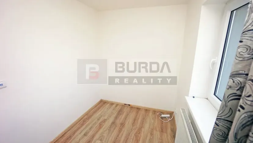 Pronájem bytu 1+1, Neratovice, 25 m2