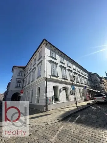 Pronájem obchodního prostoru, České Budějovice, Piaristická, 65 m2