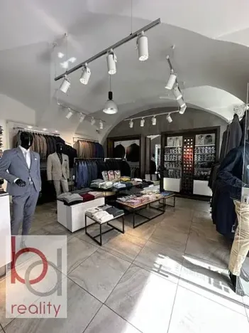 Pronájem obchodního prostoru, České Budějovice, Piaristická, 65 m2