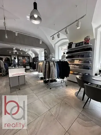 Pronájem obchodního prostoru, České Budějovice, Piaristická, 65 m2