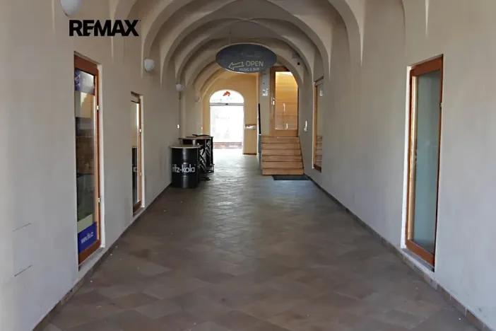 Pronájem bytu 2+1, Kolín, Karlovo náměstí, 111 m2