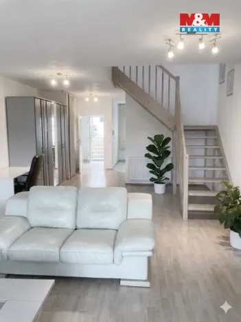 Pronájem bytu 2+1, Mladá Boleslav - Mladá Boleslav I, Staroměstské náměstí, 90 m2