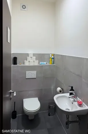 Pronájem bytu 3+kk, Brno, Jezerůvky, 88 m2