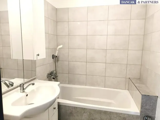 Prodej bytu 2+kk, Havířov, Zvonková, 51 m2