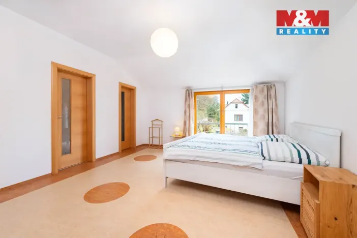 Prodej rodinného domu, Praha - Dejvice, V Šáreckém údolí, 230 m2