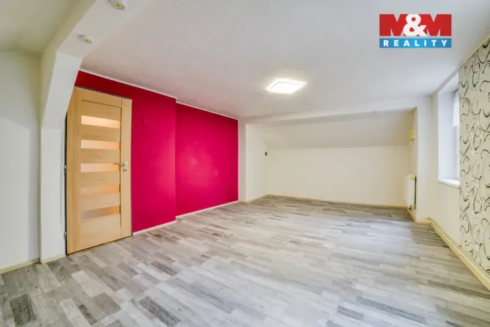 Prodej rodinného domu, Podhradí, 165 m2