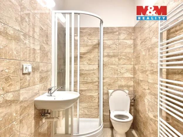 Pronájem bytu 2+kk, Jablonec nad Nisou, Anenské náměstí, 46 m2