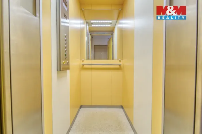 Pronájem bytu 2+1, Domažlice - Týnské Předměstí, Mánesova, 60 m2