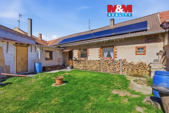 Prodej rodinného domu, Kněževes, Libušina, 100 m2