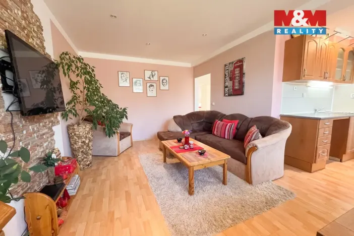 Prodej bytu 3+1, Chomutov, Svahová, 68 m2