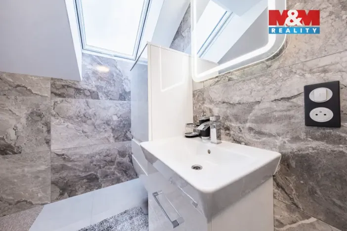 Pronájem bytu 2+kk, Kovanice, 58 m2