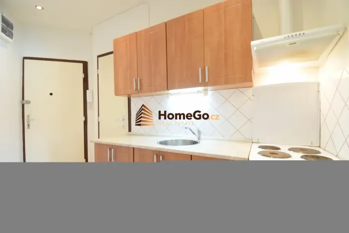 Pronájem bytu 2+kk, Praha - Nusle, U gymnázia, 52 m2